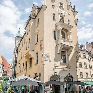 Am Markt 3*, Münih Almanya